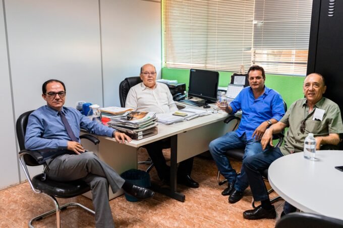 Usinas de goiás se unem para prodiuzir alcool 70