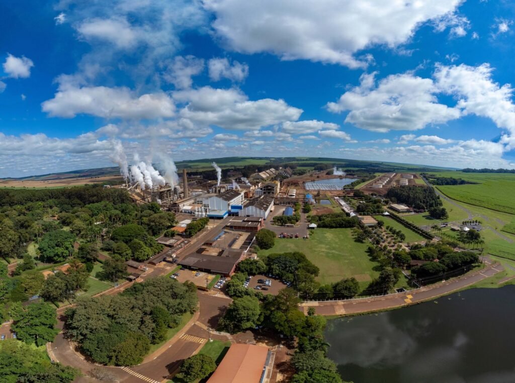 XP vê “círculo vicioso” no setor e rebaixa Raízen; São Martinho e Jalles seguem sob pressão no 3T26