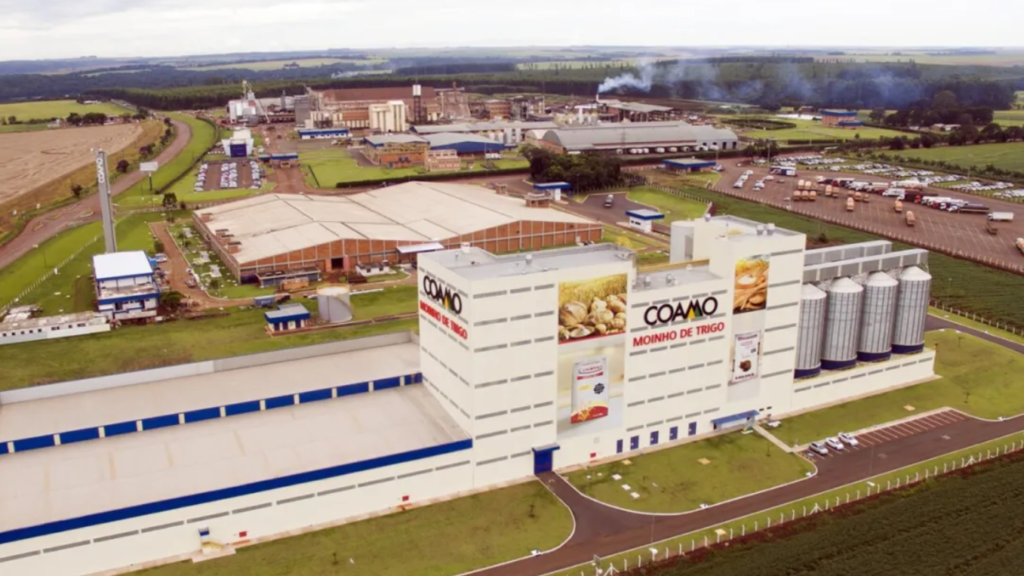 Coamo busca R$ 500 milhões para construir usina de etanol de milho no Paraná