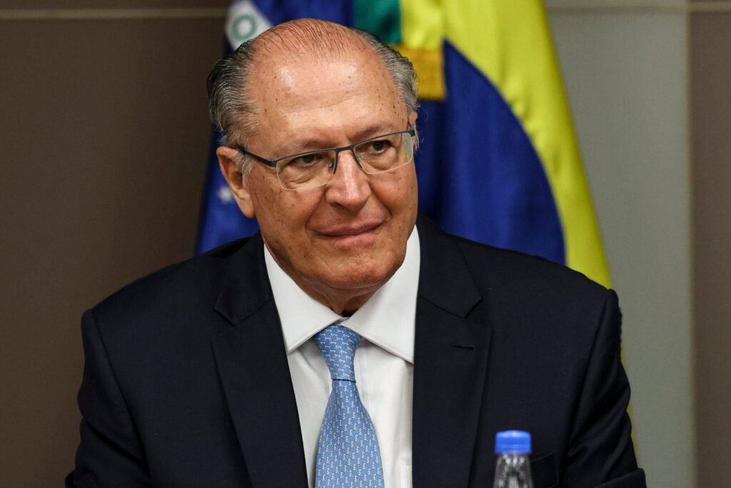 Governo, no momento adequado, saberá como implementar lei da reciprocidade, diz Alckmin