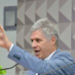 ministro Paulo Teixeira