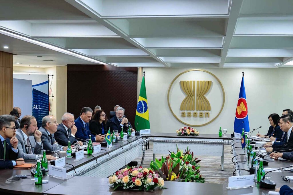 Brasil e Indonésia firmam acordo de cooperação para comércio de produtos do agro